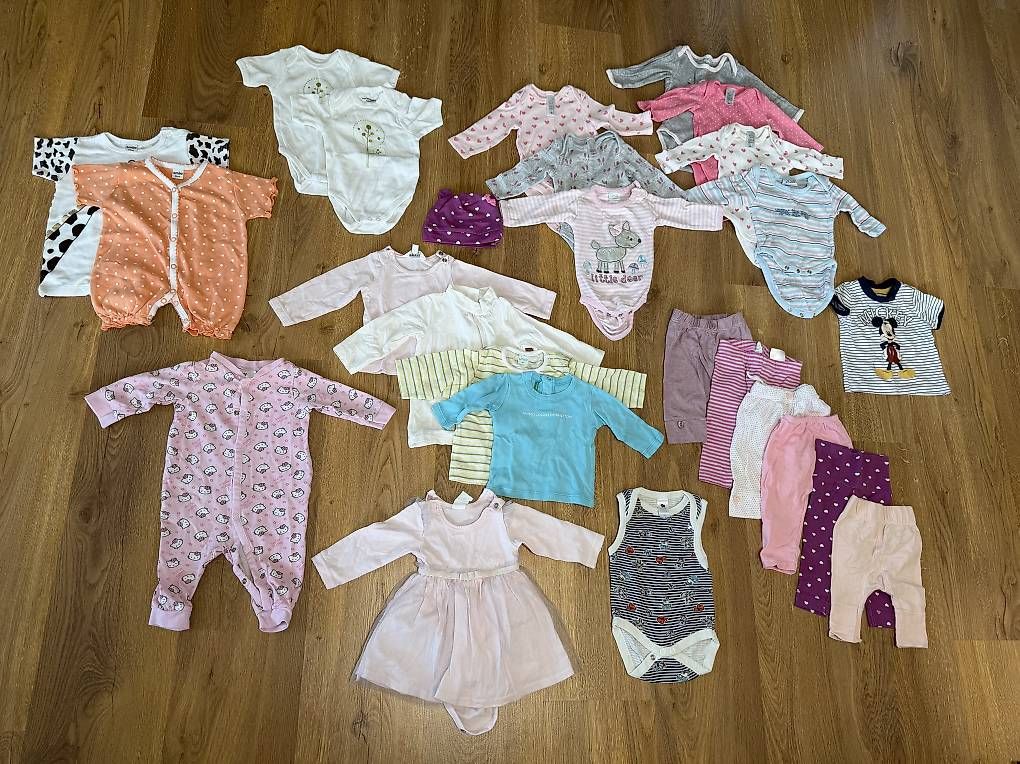 Lotti & Set di vestiti: Baby Kleidung Grösse 56 – Usato da Glattpark (Opfikon) venduto da Miriambox