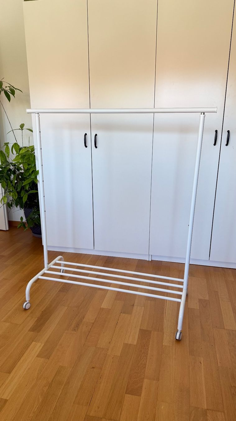 Guardaroba: Kleiderstange Ikea Rigga – Usato da Zürich venduto da Jenny_Sm