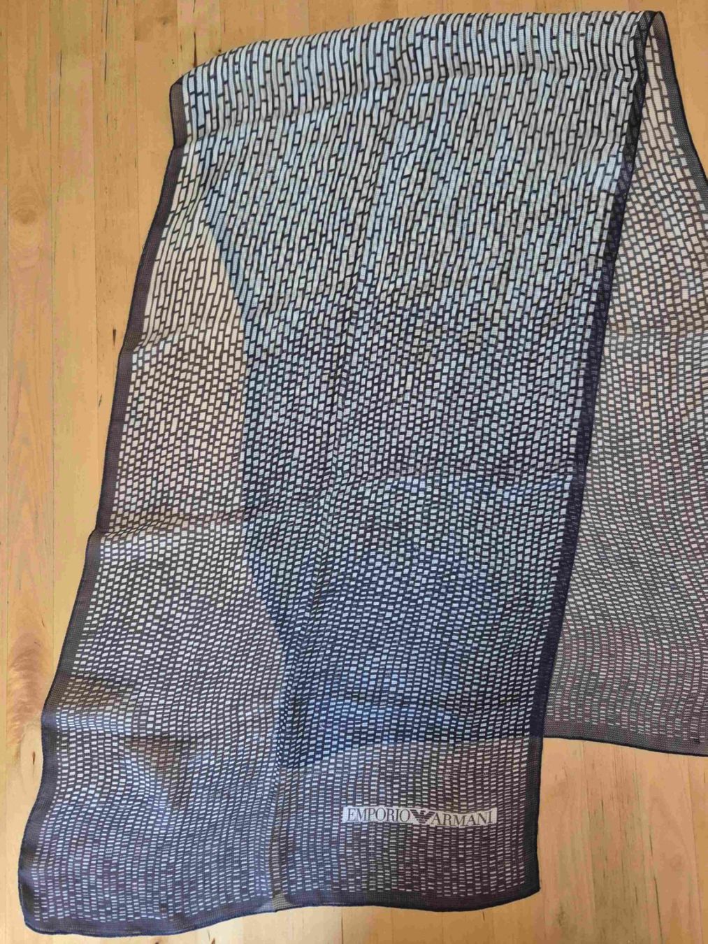 Foulard & Sciarpe: Emporio Armani Seidenschal – Usato da Niederhasli venduto da mybluefish