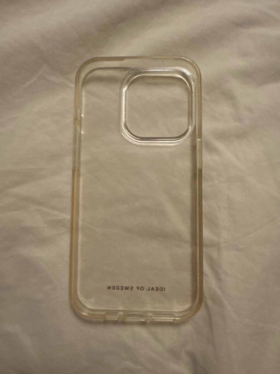 iDeal of Sweden Covers & Schutzfolien: Iphone 15 Pro phone case – Gebraucht aus Chavannes-de-Bogis von dle_5x5y