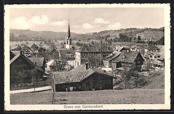 Cartoline postali: Ganterschwil, Ortsansicht mit Kirche aus – Usato da Berlin venduto da bartko-reher