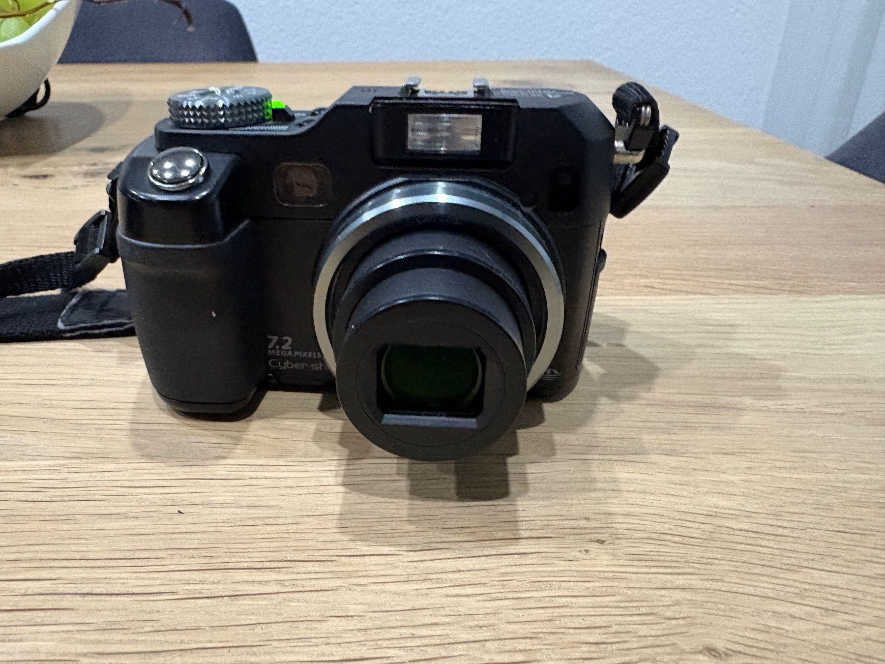 Sony Kamera: Sony Cyber-shot DSC-V3 - Digital camera - compact - 7.2 MP – Gebraucht aus Lausen von sen_jm7c 1