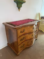 Antike Barock Kommode Holz Intarsien geschweift (18. Jh)