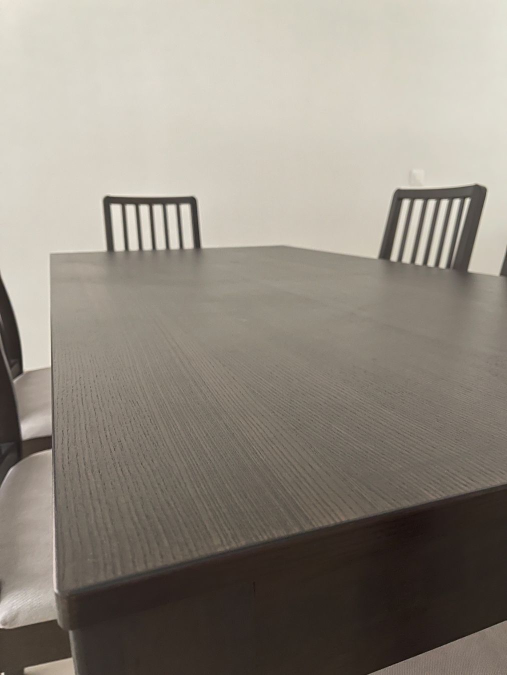 Ikea Set di tavolo e panche: Moderner Ausziehtisch mit 6 passenden Stühlen – Usato da Rupperswil venduto da Dominum-x 3