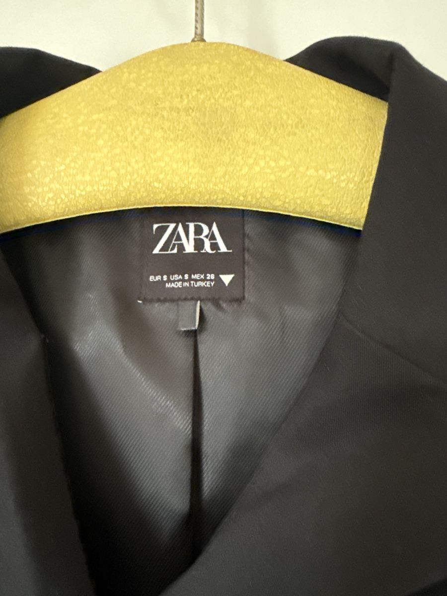 Zara Jacken: Schwarzer Blazer von Zara, Gr. S 36 top – Gebraucht aus Bern von nelke08 2