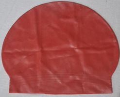 Badehaube (Latex)rot gut erhalten