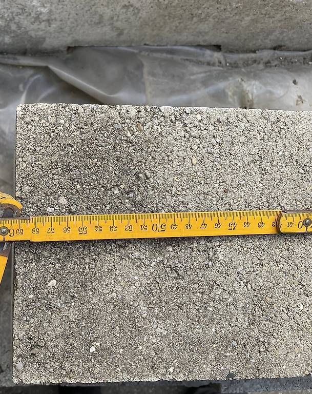 Rivestimenti per pavimenti: Bloc de béton empilable – Usato da Villeneuve VD venduto da gar_lj5l 1