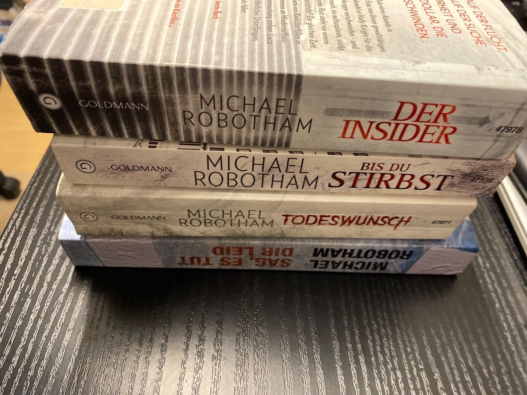 Libri: 4 x Hochspannung mit Michael Robotham – Usato da Erlinsbach SO venduto da Silverstorm 2