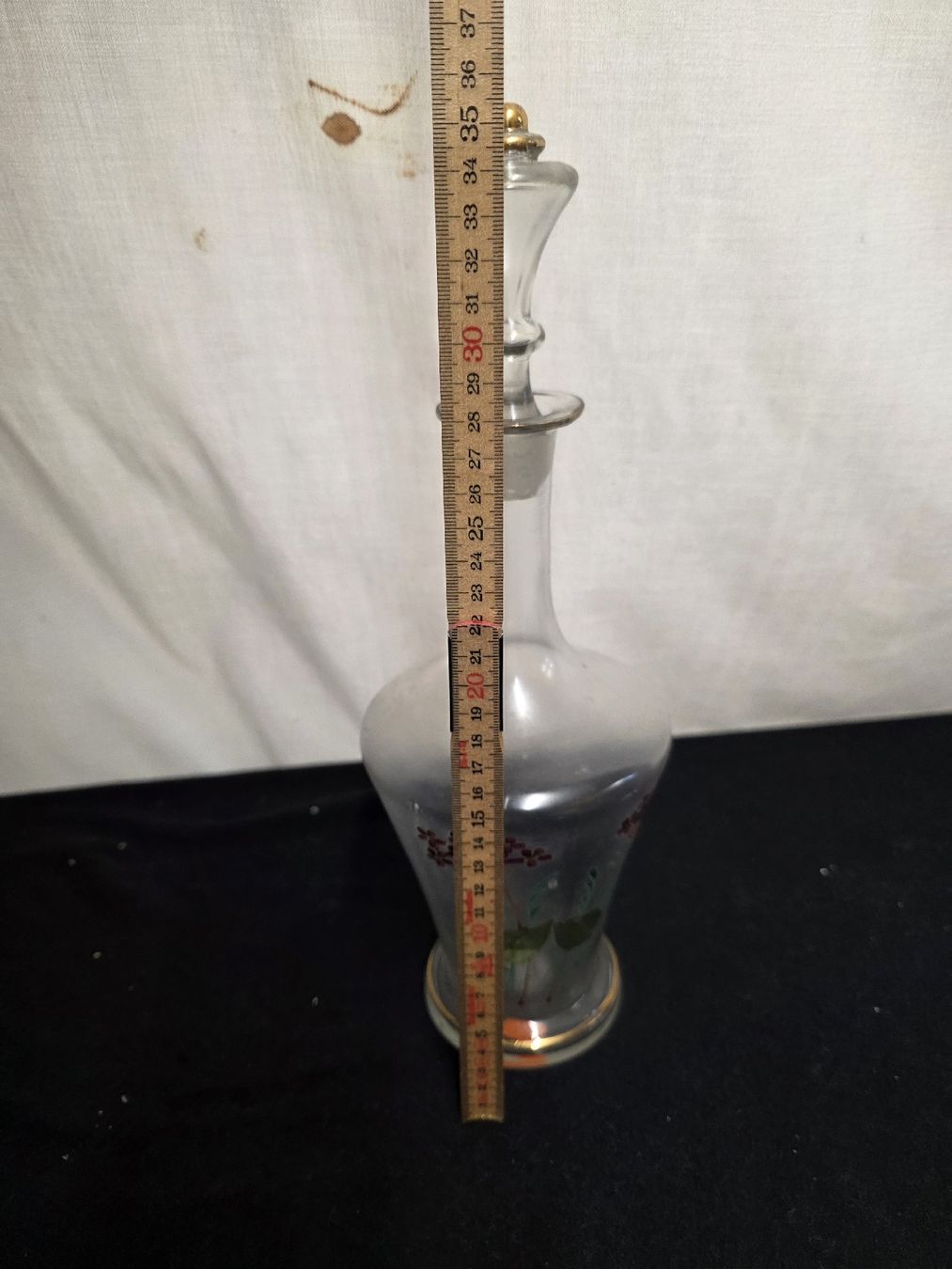 Caraffe: Dekorative Vintage Karaffe mit Blumenmuster, Glas, – Usato da Wolfertswil venduto da Antiko 1
