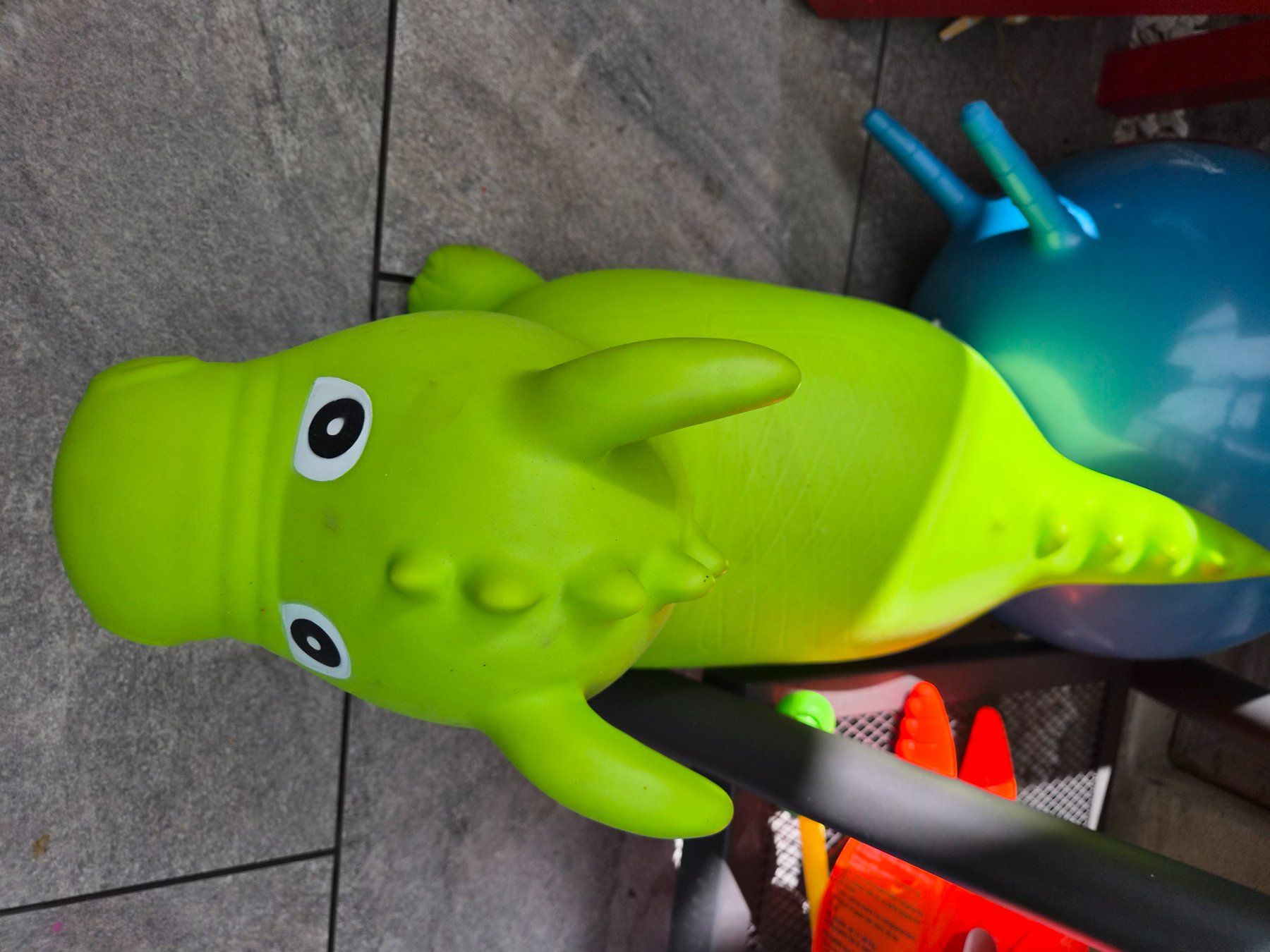 Jouets: Hüpftiere – D'occasion à Netstal par sh_ae