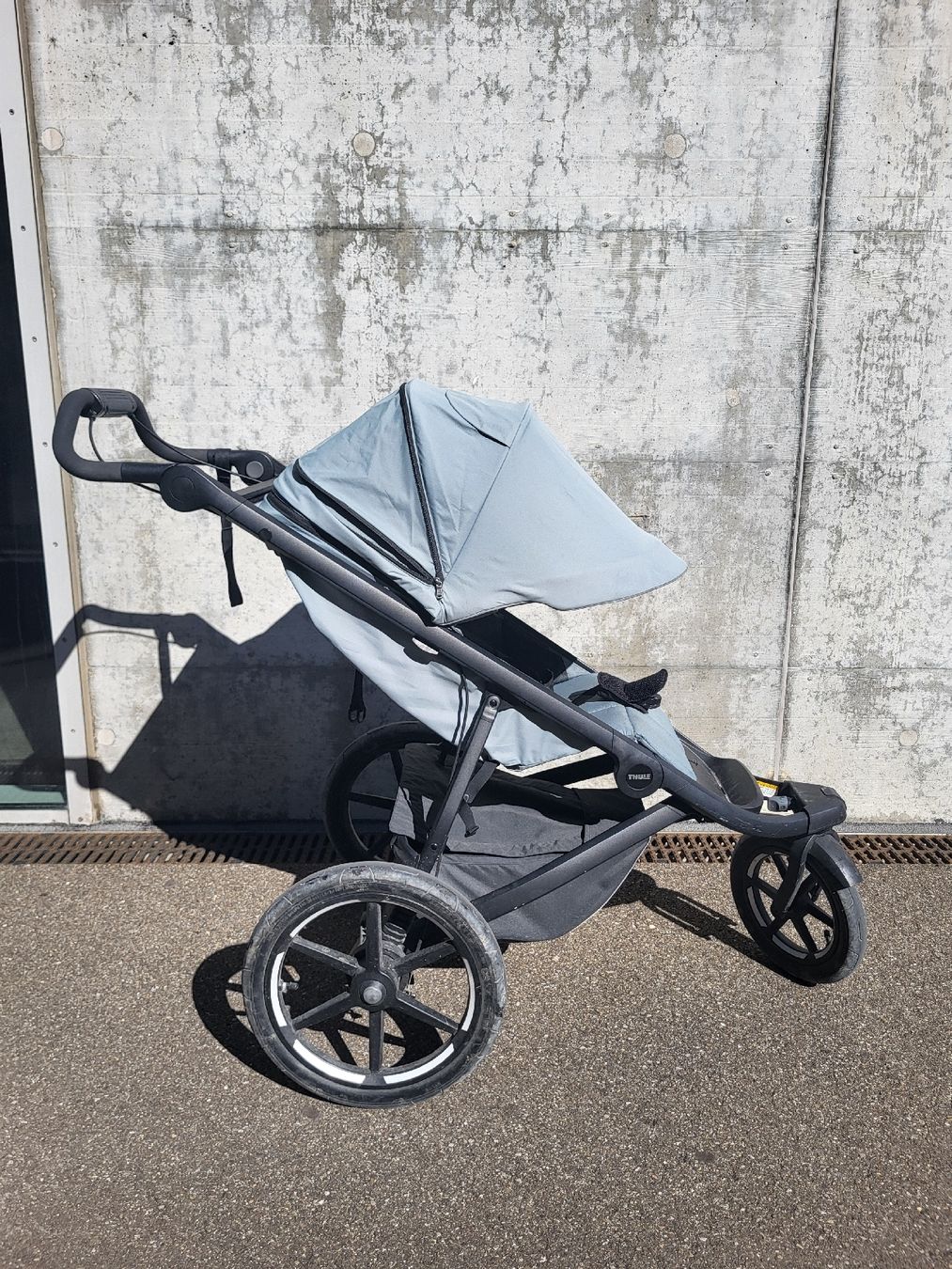 Thule Carrozzine: Thule Urban Glide 3 Kinderwagen – Usato da Zürich venduto da Jul_86jc 1