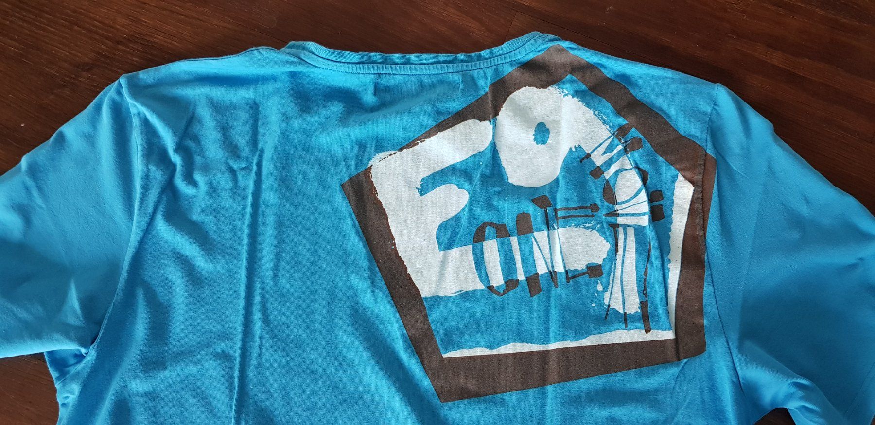 T-Shirts: E9 Enove shirt blau L – Gebraucht aus Unterseen von rej_lnk9 1