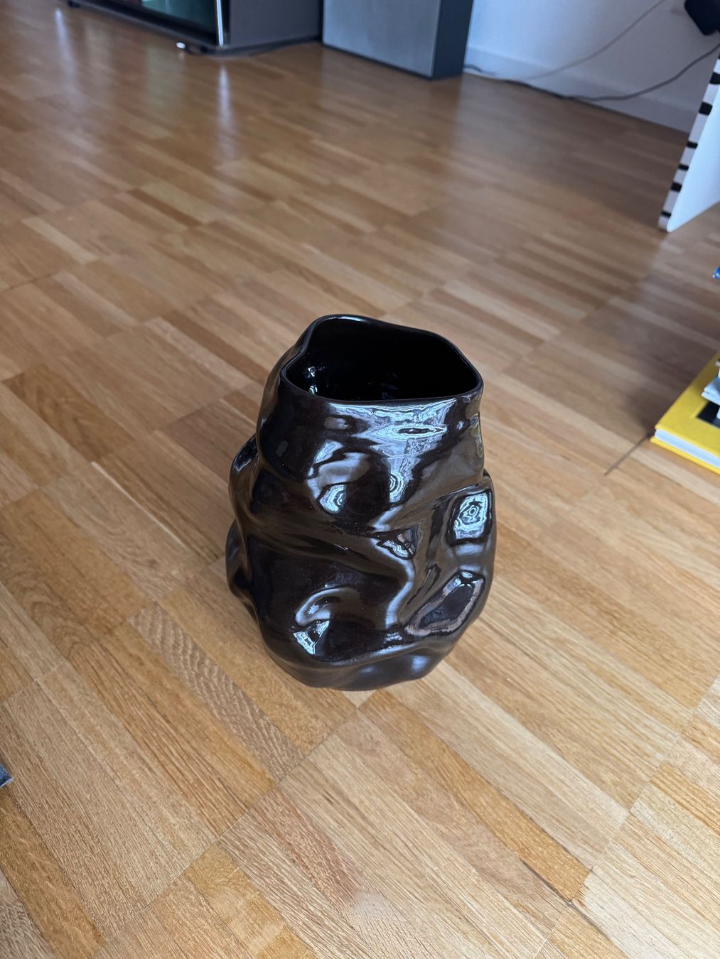 Vasen & Gefässe: Brown Ceramic Vase Lucius Ceramics handmade – Gebraucht aus Fribourg von mariedw