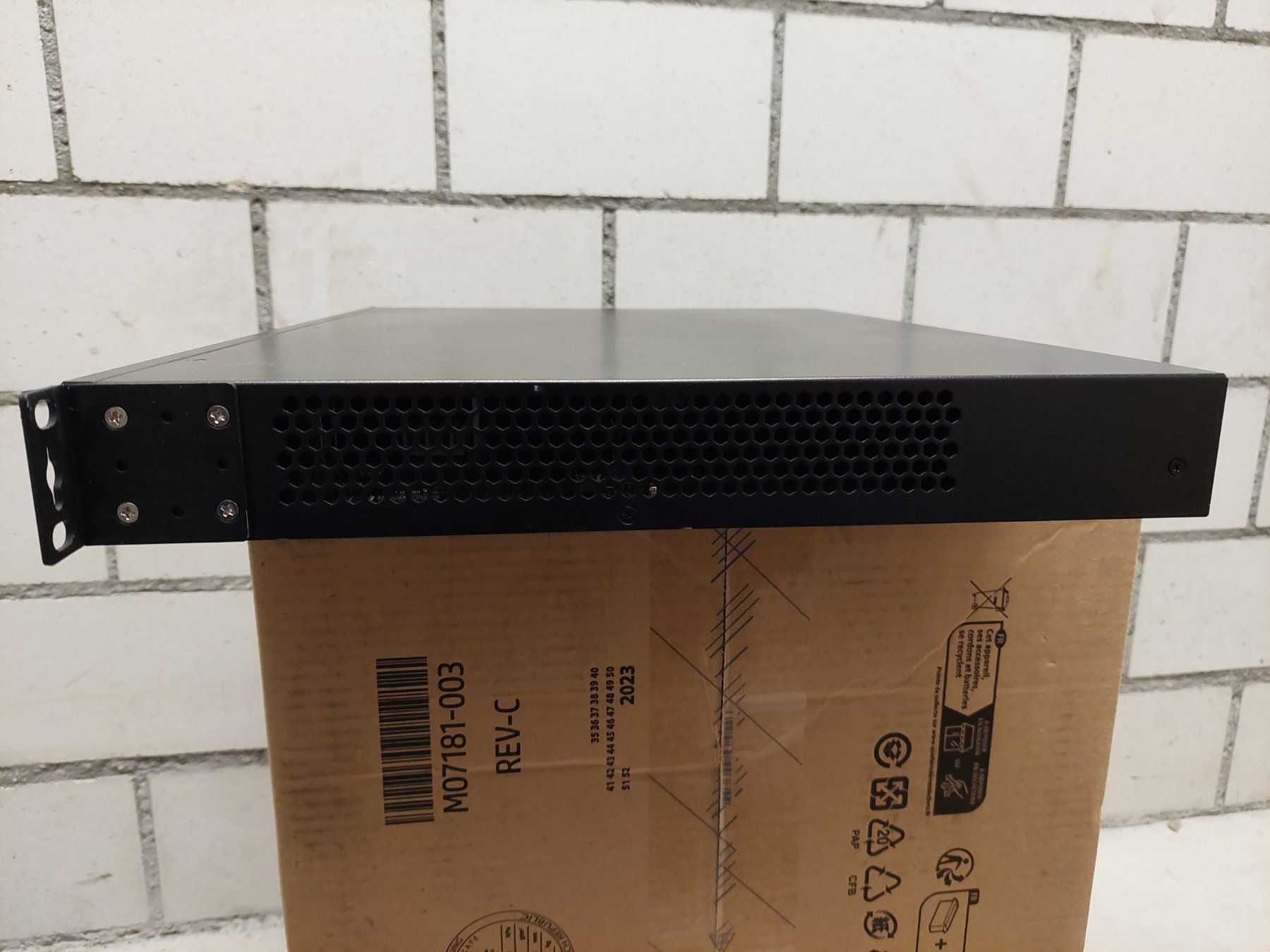 Zyxel Hubs & Switches: ZyXEL GS1920-24HP PoE Switch – Gebraucht aus Gossau SG von  5