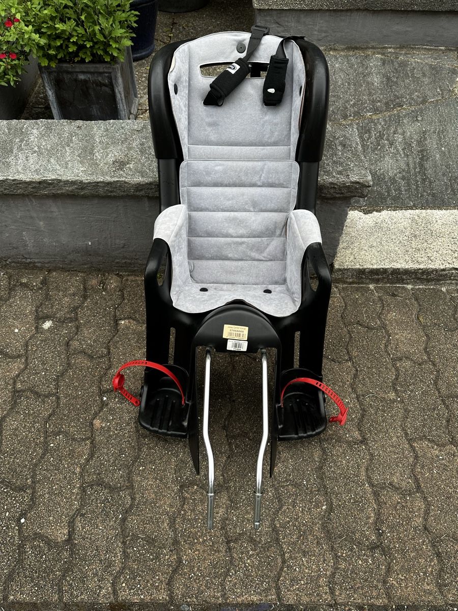 Seggiolini per auto: Velo - Kindersitz Römer – Usato da Basel venduto da Azodiac