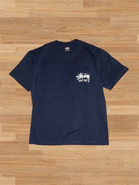 Stüssy T-shirt: Navyblaues Stüssy T-Shirt – Nuovo (secondo la descrizione) da Basel venduto da Eca02 1