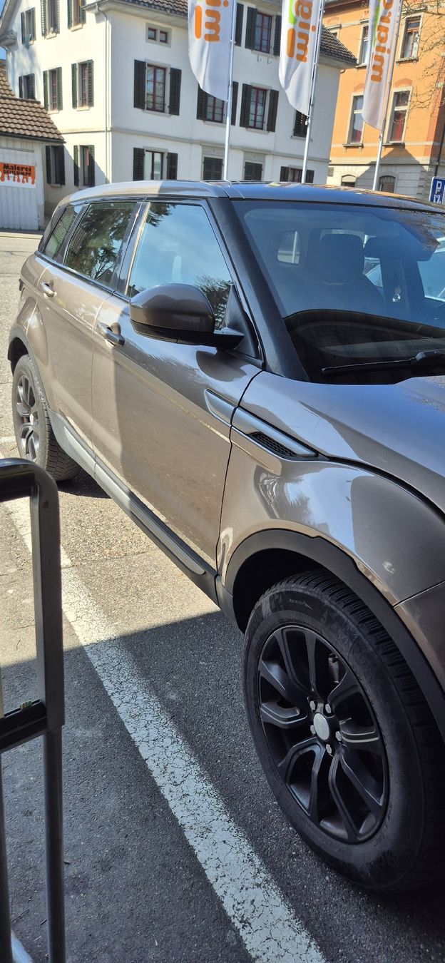 Land Rover Automobili: Range Rover Evoque - Affare d'occasione! 196.000 – Usato da Russikon venduto da arb_f9yz 1