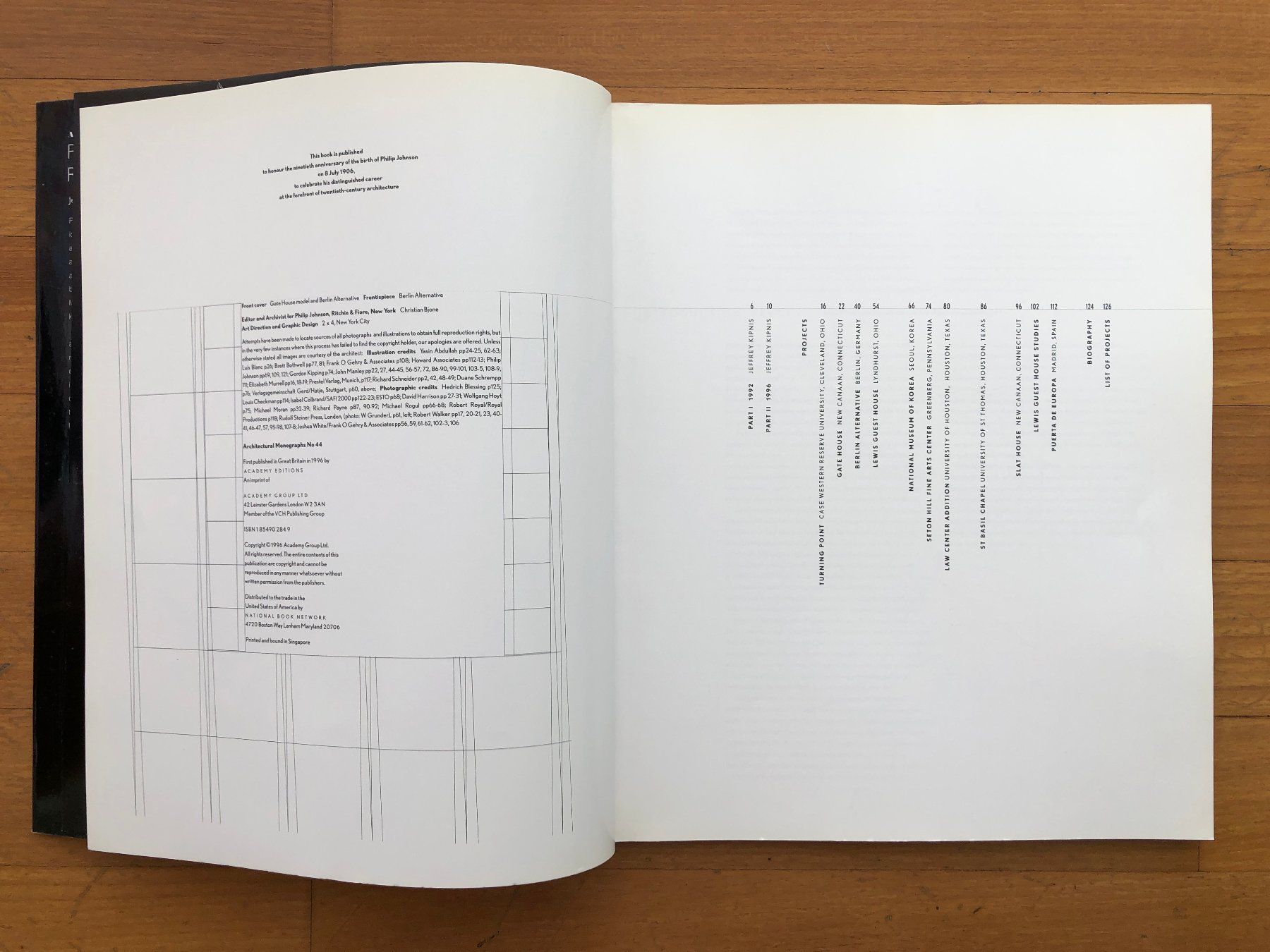 Libri: Architektur Buch: PHILIP JOHNSON - Architectural Monographs – Usato da Lugano venduto da gio.yo 1
