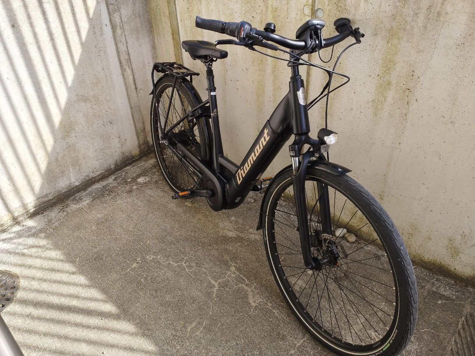 Biciclette: E-bike Diamant Grösse M  – Usato da Nussbaumen AG venduto da Trtznd21 2