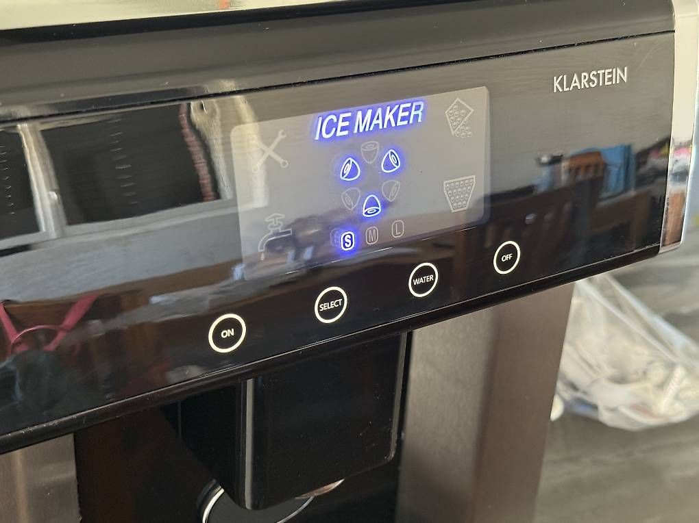 Elettrodomestici da cucina: Eiswürfelmaschiene – Usato da Uster venduto da Sasisa 1