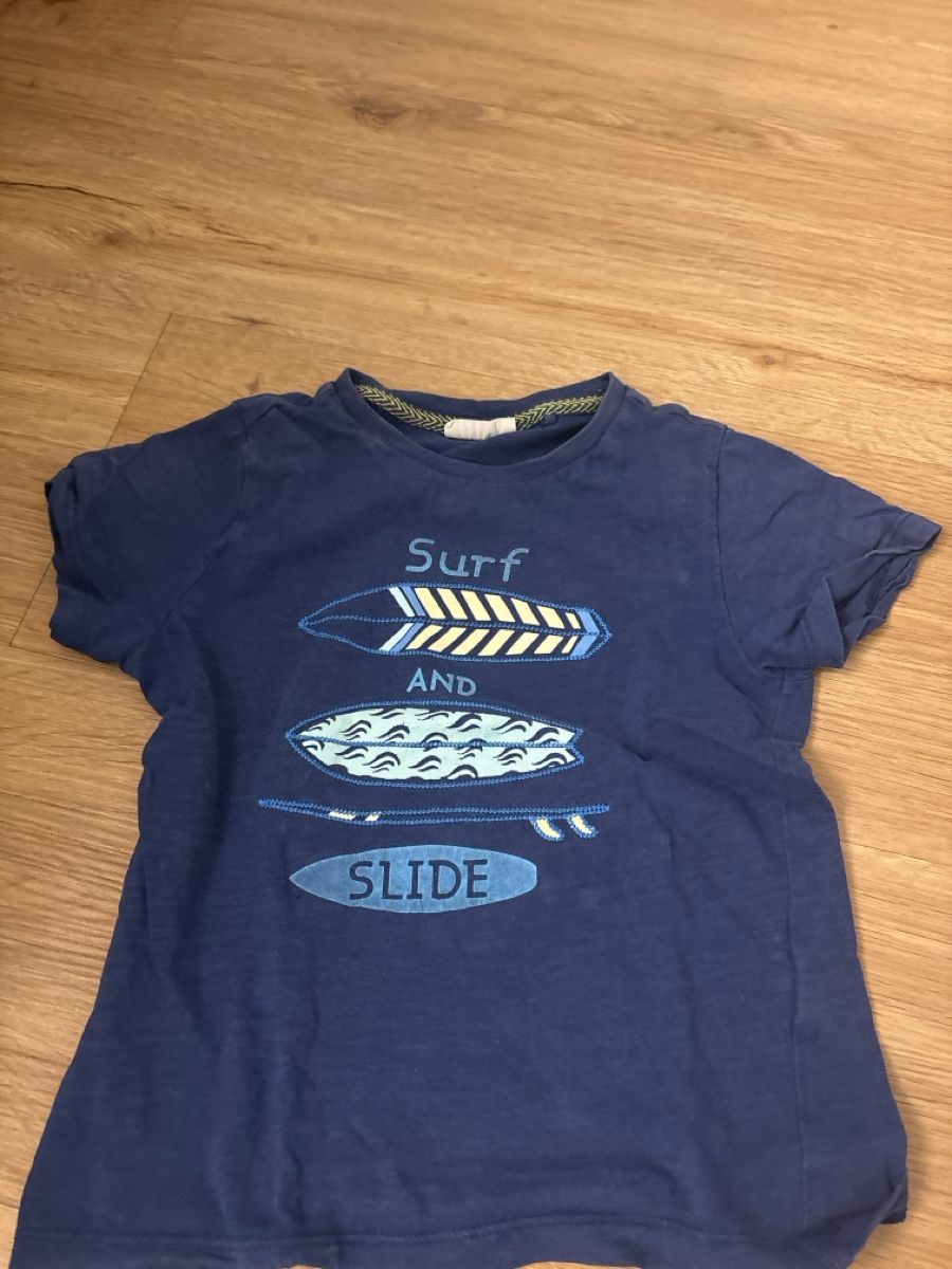 Lotti & Set di vestiti: Kleiderpaket Sommer Shirt 110 – Usato da Chur venduto da copino 5