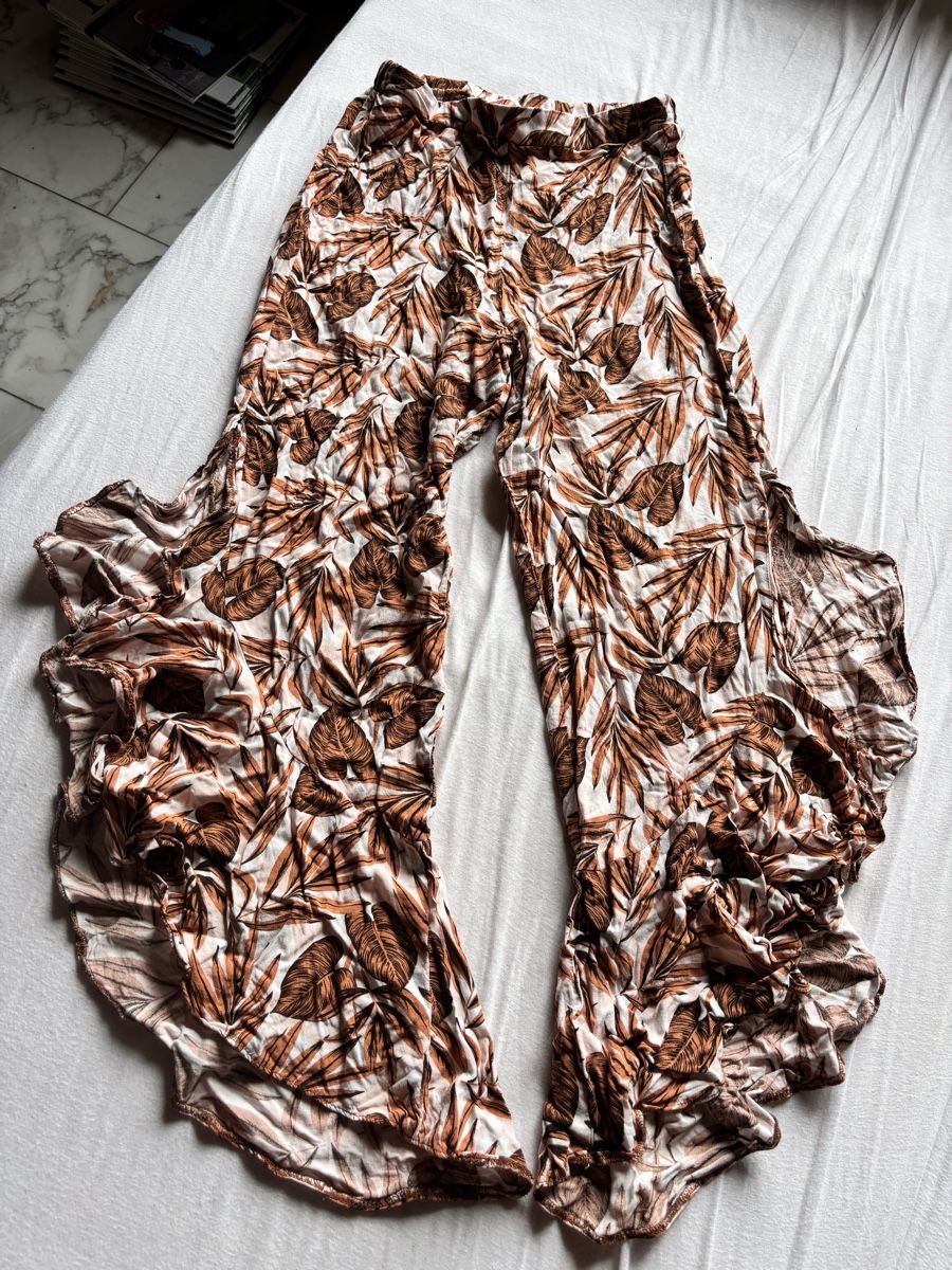 Hosen: Hose gemustert mit geöffnetem Bein – Gebraucht aus Sulzbach von dfrey25