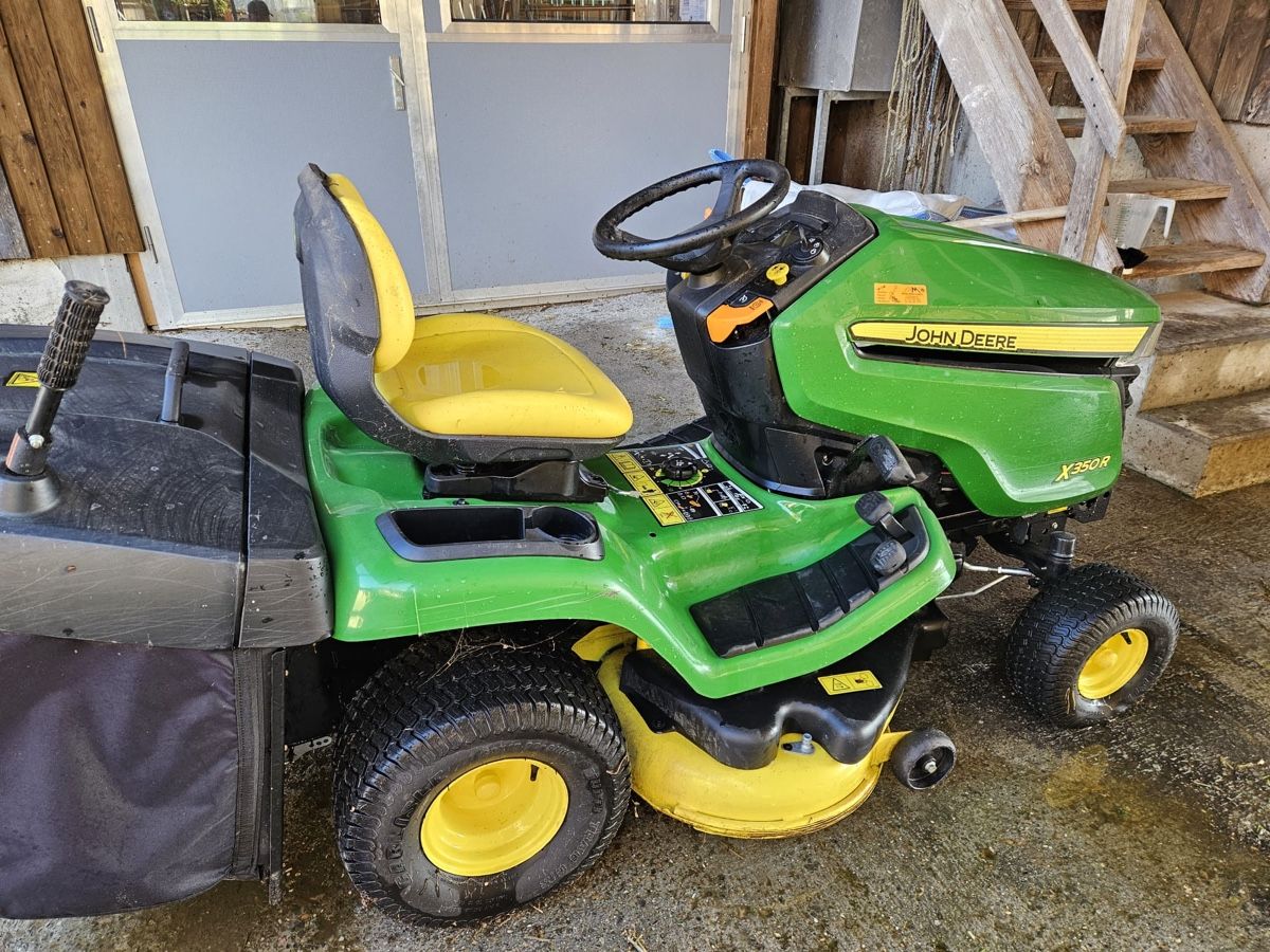 John Deere Tagliaerba: John Deere X350R Rasenmäher – Usato da Watt venduto da emak9 2