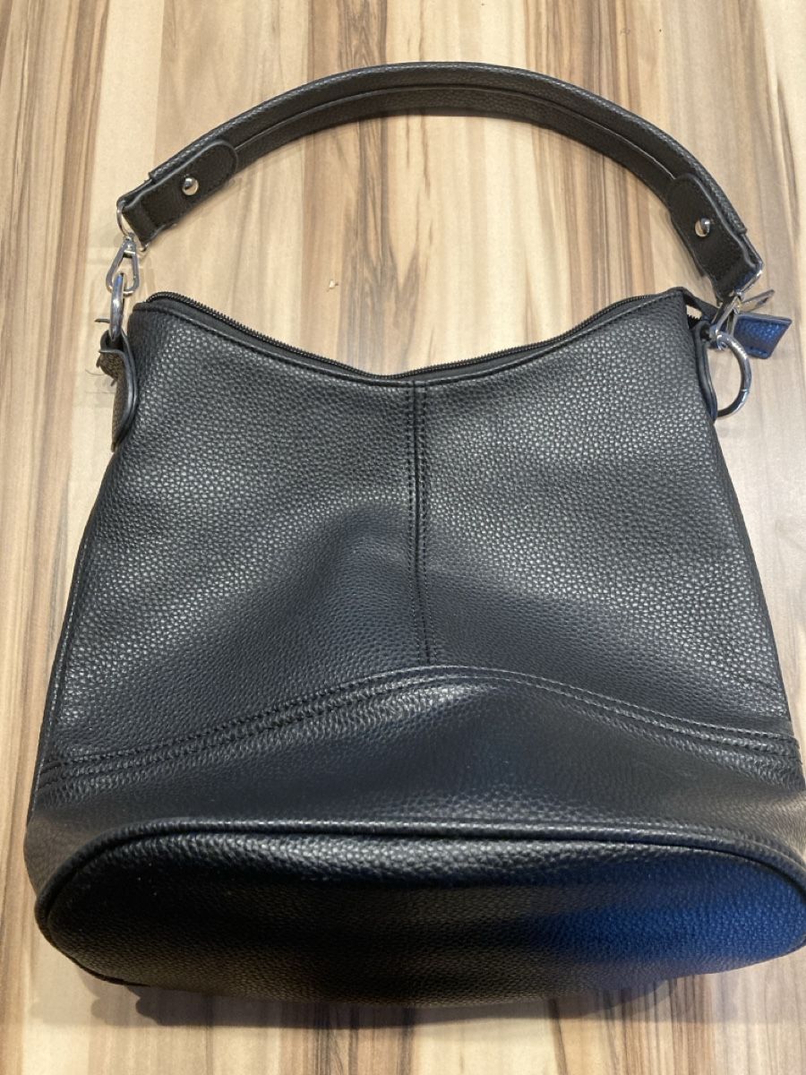 Taschen für Damen: Handtasche Schwarz Kunstleder Black – Neu (gemäss Beschreibung) aus Aarwangen von to-hirschi 1