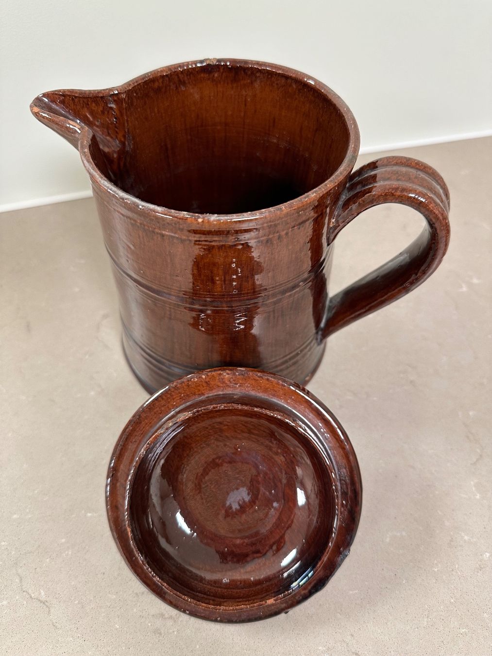 Caraffe: Antiker Keramik-Krug mit Deckel – Usato da Hagendorn venduto da Gember 3