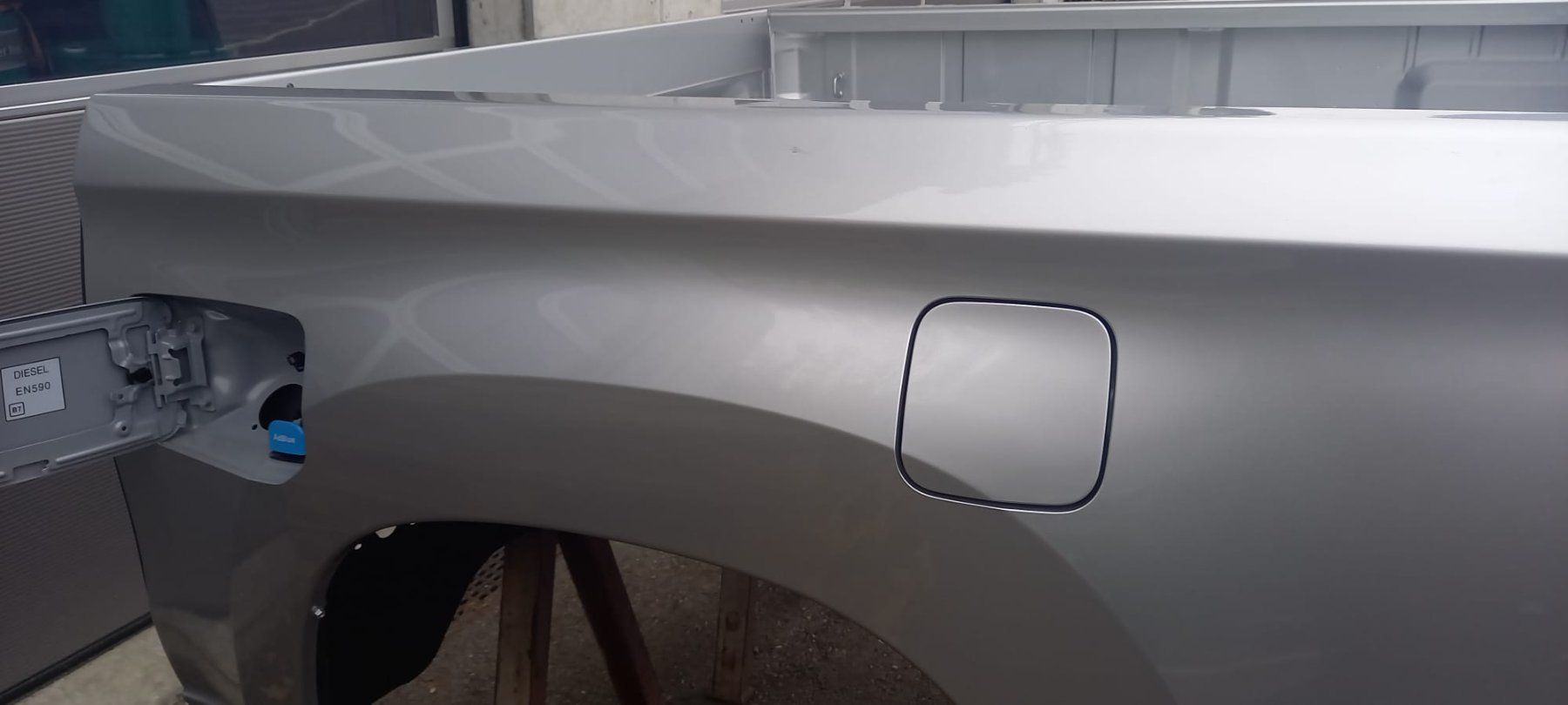 Mitsubishi Sonstiges Fahrzeugzubehör: Brücke zu Mitsubishi L200 2.2 DID – Neu und originalverpackt aus Hasliberg Reuti von chrihasli 2