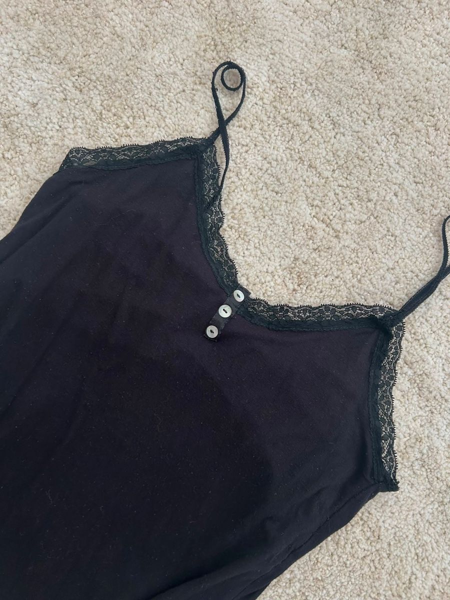 Top: cute vintage y2k top black – Usato da Dietlikon venduto da leaaasells 2