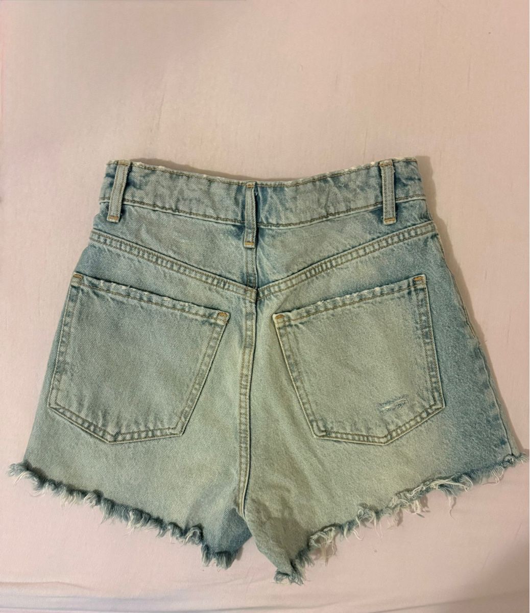 Zara Jeans: Shorts – Gebraucht aus Uetikon am See von Lorella.v 1