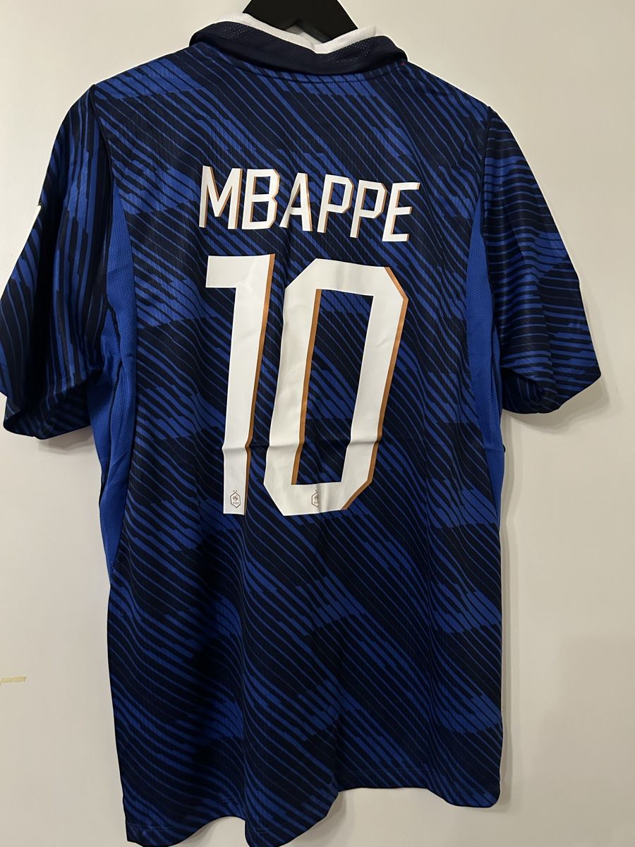 Nike Maillots de corps & Pantalons: WM26 Frankreich #10 Mbappe Jersey – Neuf avec emballage d'origine à Effretikon par PrimeTimeB 1