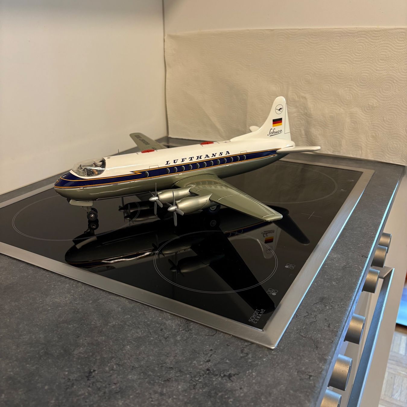 Schuco Kit di modellismo & Modellini statici: Schuco Radiant – Nuovo e nell'imballaggio originale da niederbipp venduto da creaartdesing 1