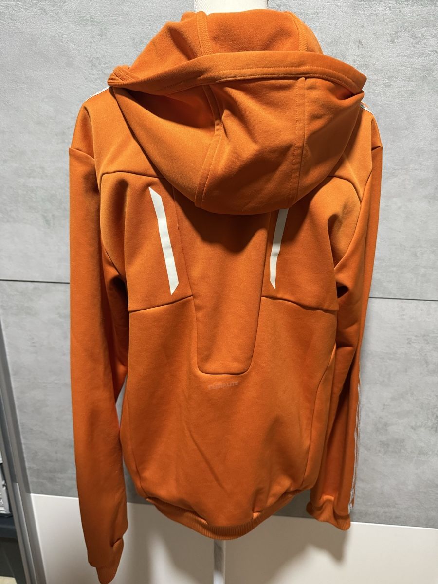 Jacken: Adidas jacke  – Gebraucht aus visp von Kmemo1 1