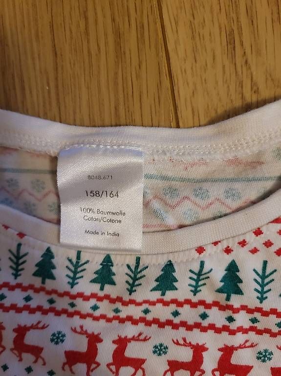 Pigiama & Simili: Weihnachts Pyjama  158-164 – Usato da Muttenz venduto da Chipsy2009 1