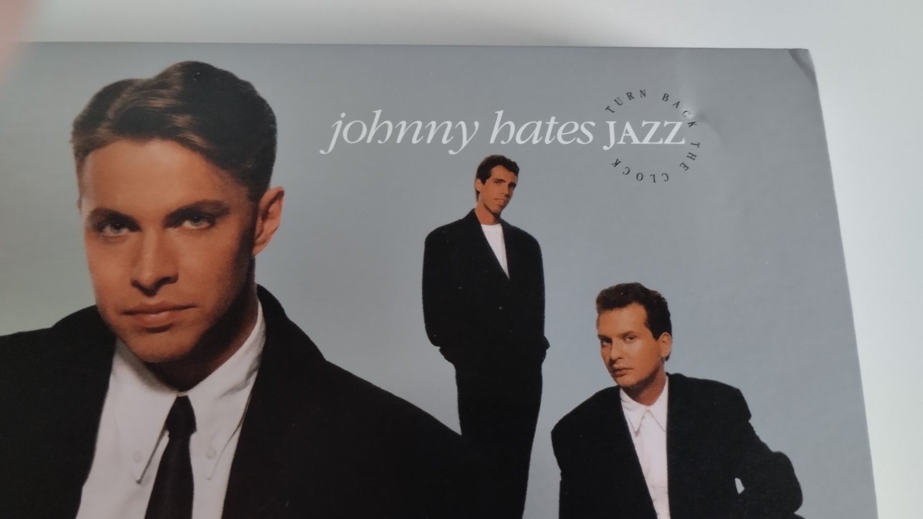 CD: JOHNNY HATES JAZZ 3-CD DIGIPACK TURN BACK THE CLOCK - RAR!! – Usato da Basel venduto da Bal-Sagoth 1