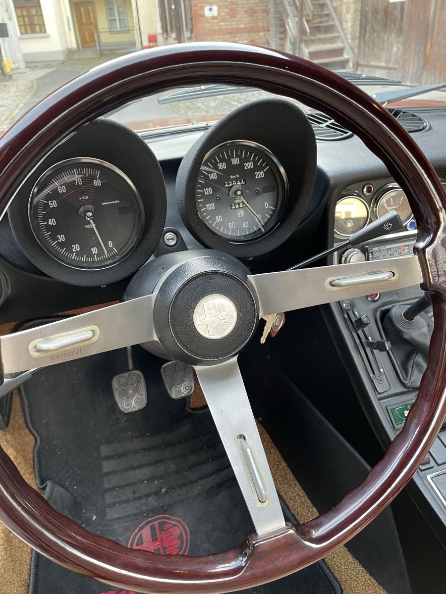Autos: Alfa Spider 2000 Fastback – Gebraucht aus Laupen BE von Perigoso