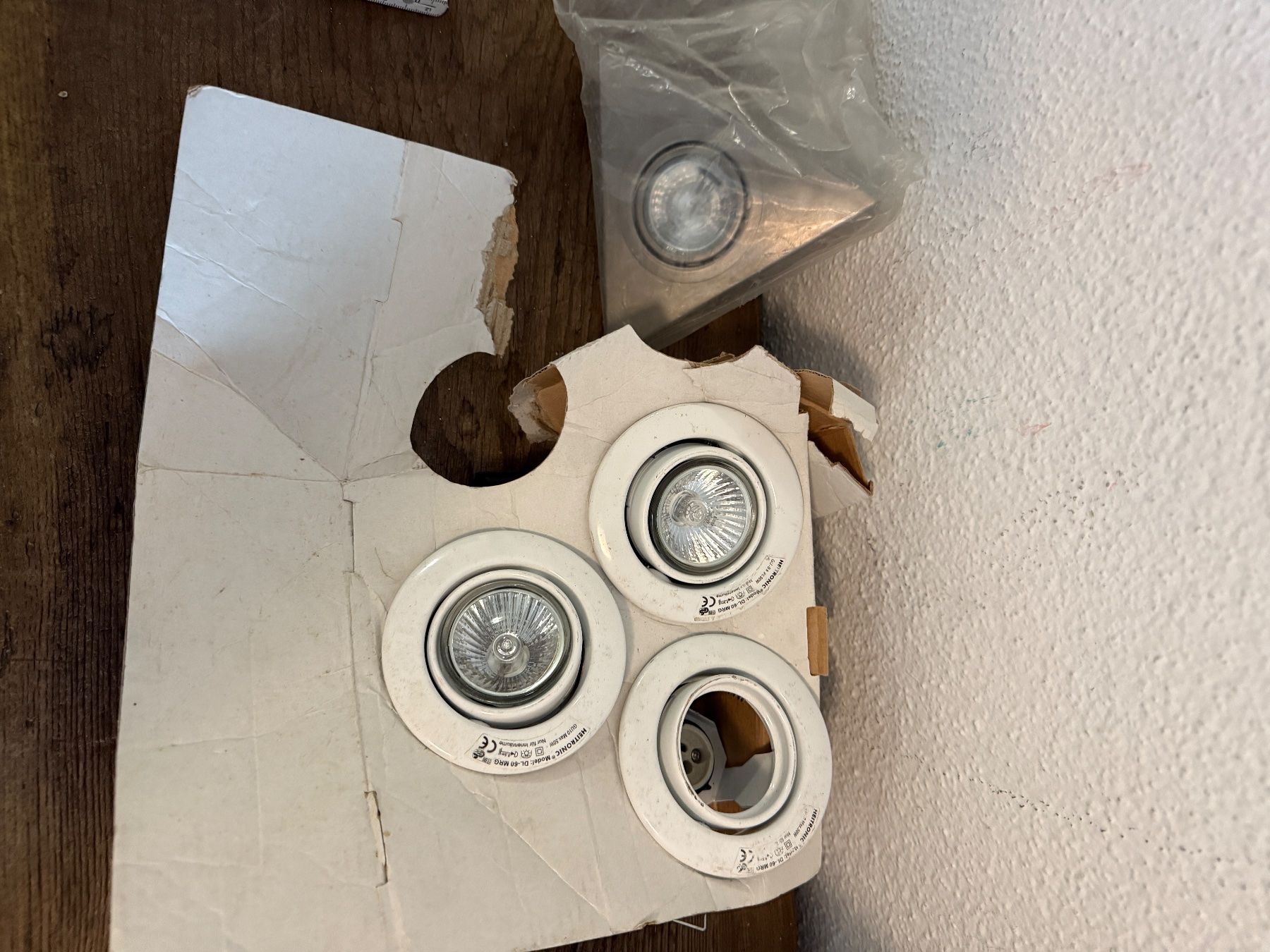 Lampadari & plafoniere: Neue Einbaulampen – Usato da Altishofen venduto da UrsulaP0102
