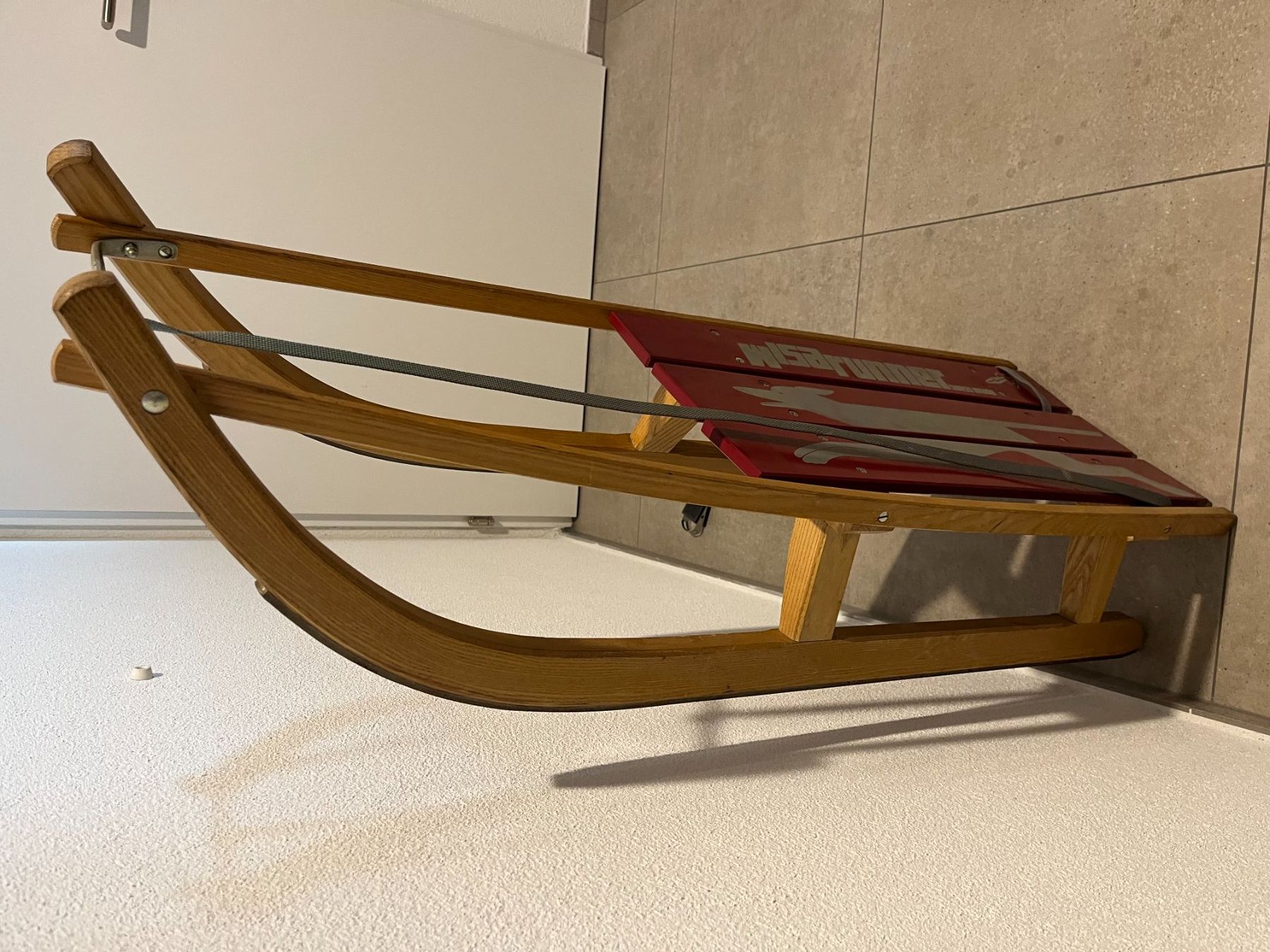 Schlitteln: Schlitten – Gebraucht aus Muri AG von casually 2