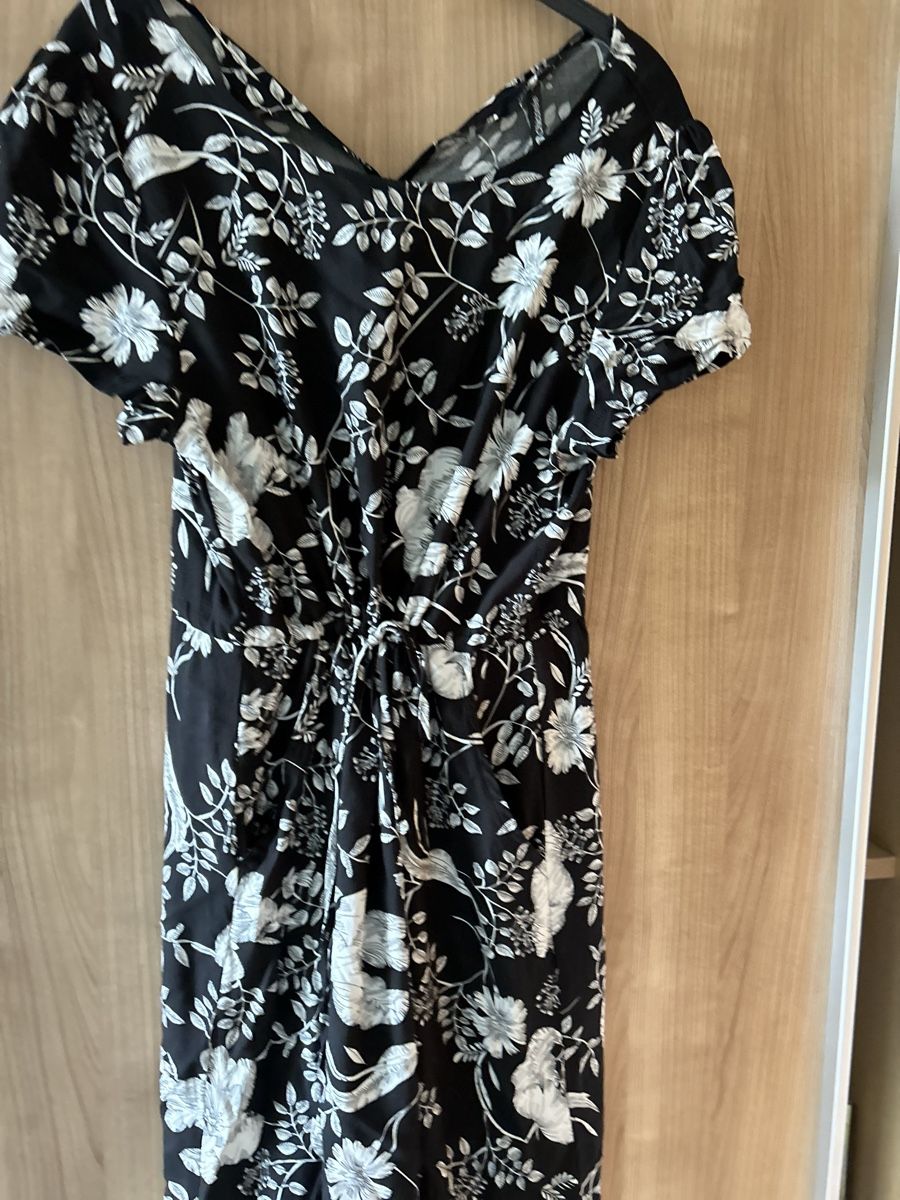 Kleider: Mega schönes Sommerkleid neu XL – Neu (gemäss Beschreibung) aus Rüdlingen von Lichee 3