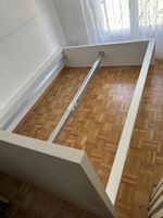 Bettgestell Weiss Metallgestell 140x200 cm guter Zustand