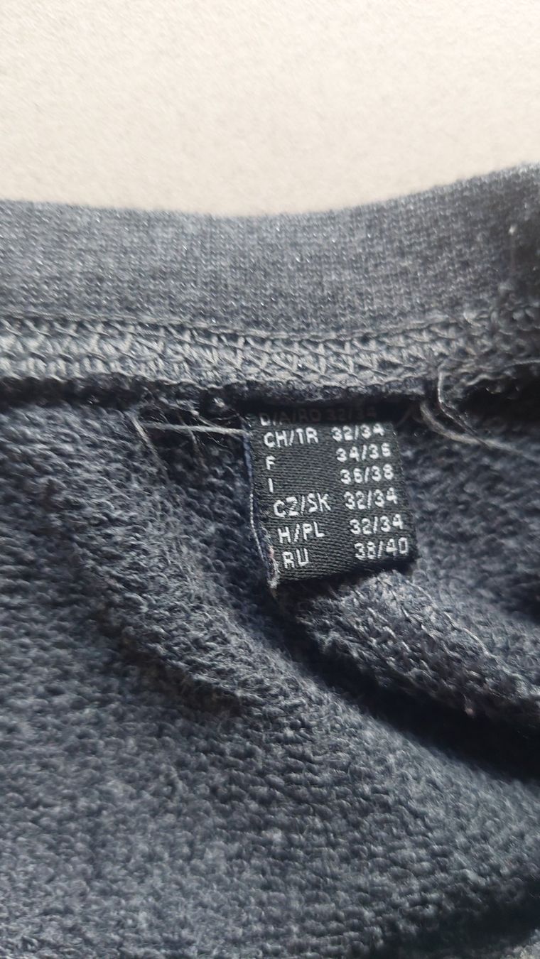 Maglioni & Felpe: Woman by Tchibo Pullover, Gr. 32/34 – Usato da Erlinsbach venduto da pfunky 2