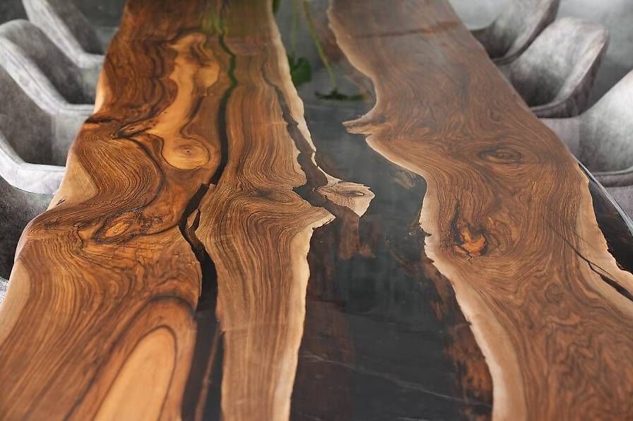 Tavoli: River Table aus Nussbaum - Handgefertigtes Unikat – Usato da Walchwil venduto da Swissdesign_Haag 9