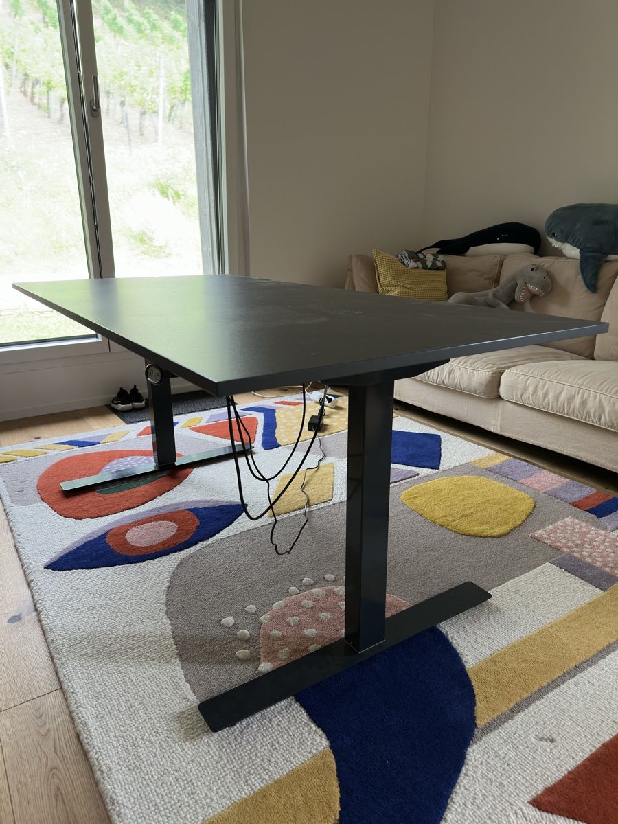 Bureaux: Sit-Stand Desk Black height-adjustable electric – Neuf (Voir description) à Döttingen par pap_m8ck