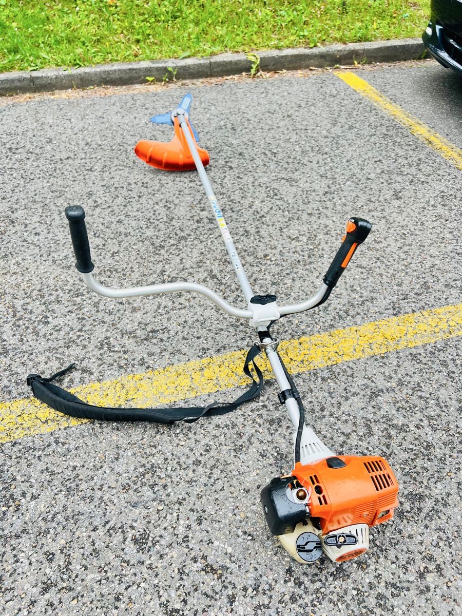 Stihl Tutti gli attrezzi: Rasentrimmer Stihl FS 130 R – Usato da Urdorf venduto da mas_5wfz 7