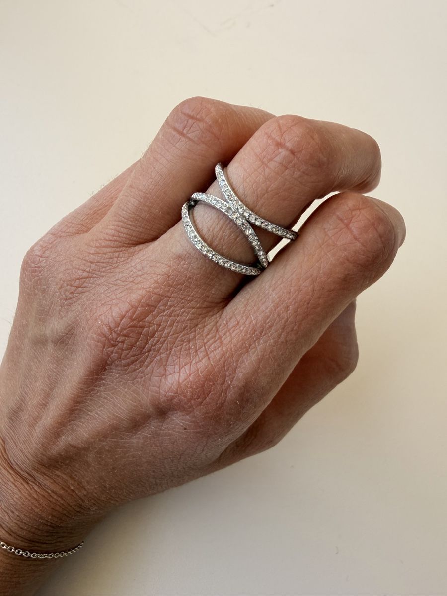 Michael Kors Anelli: Ring silver-coloured with stones size 7 – Usato da Zürich venduto da Dory84 1