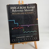 Amiga ROM Kernel Reference Manual - Rare en français!