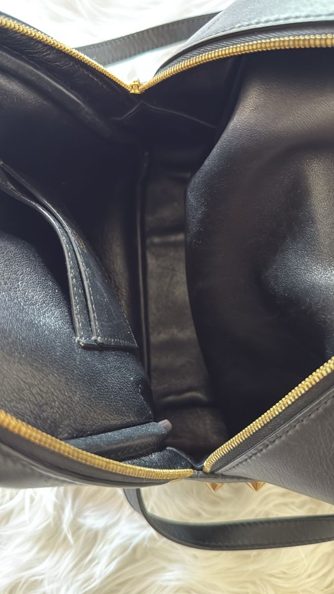 Mcm Sacs à dos: MCM Stark Rabbit Backpack Black Leather — Great Condition! 5 – Neuf (Voir description) à Versoix par pen_6hgs 5