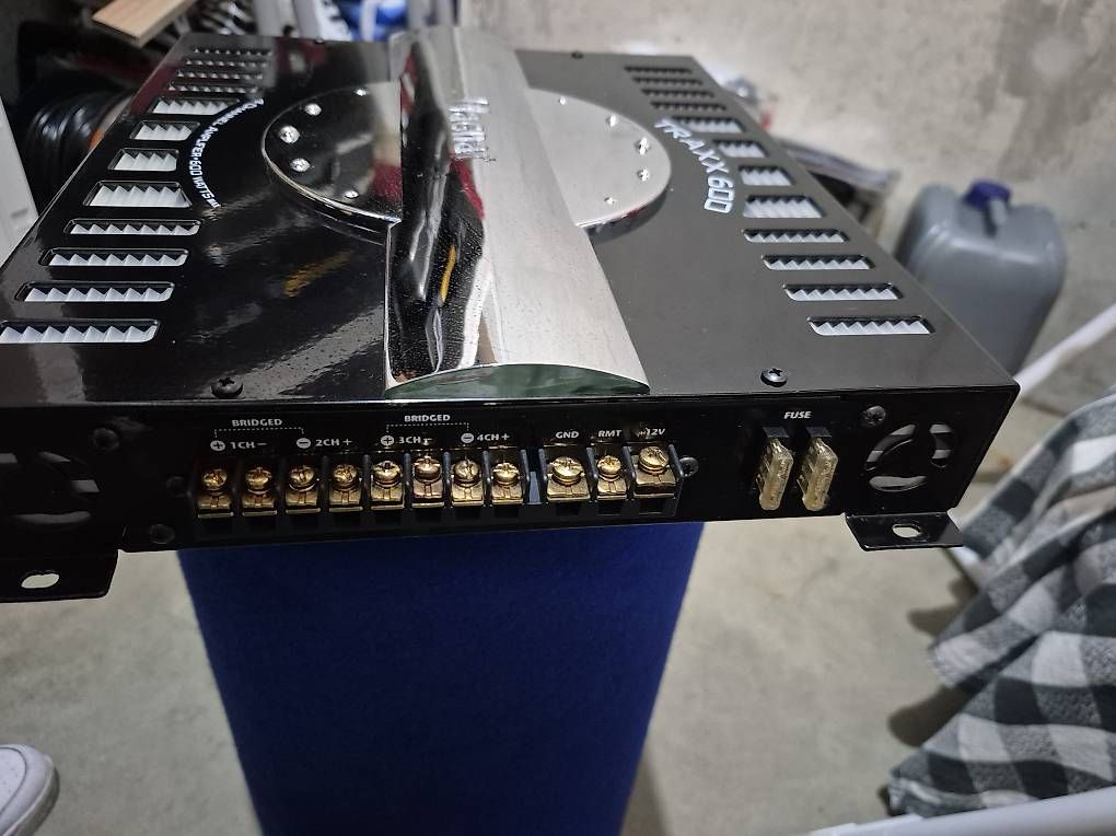 Verstärker: Amplificatore + Subwoofer – Gebraucht aus S. Antonino von SteVR6 3